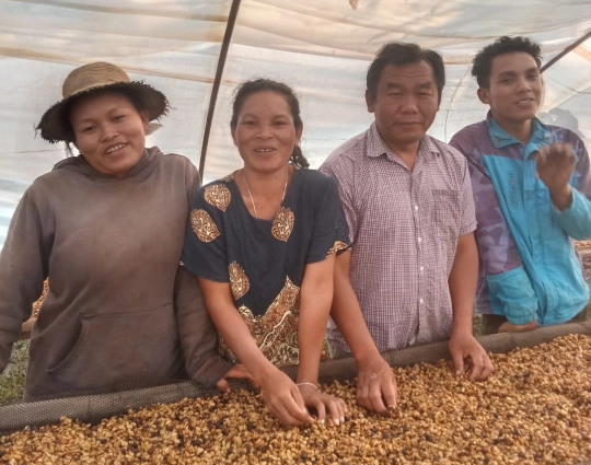 Farmer Spotlights Mr. Khamlarn Keohuamueang 02